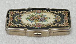 Vintage &quot;Tapestry&quot; Pillbox Pill Box 2 1/2 x 1 1/4&quot; Has Liner w Divider - €15,83 EUR