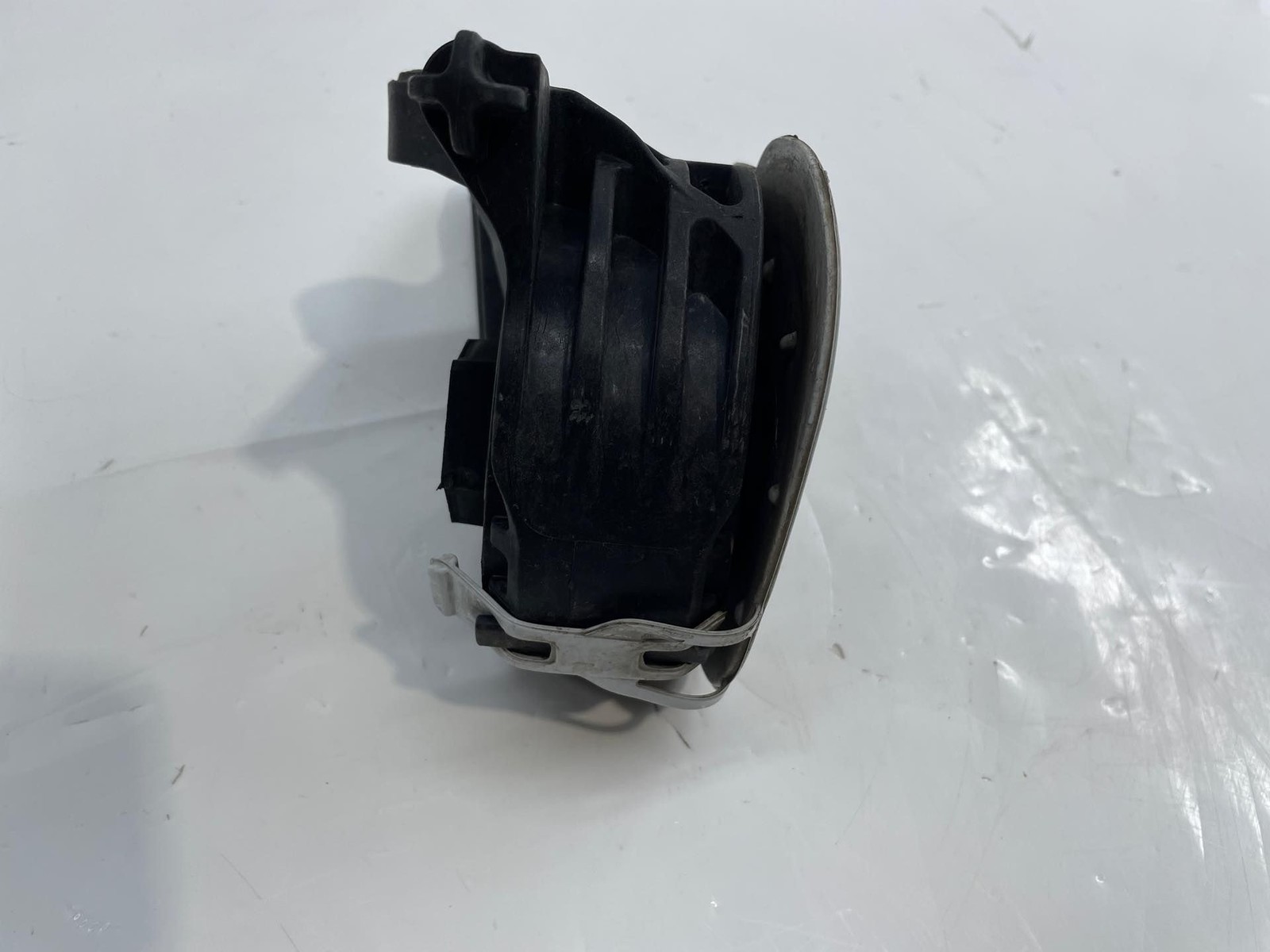 2021 Chevy Traverse 3.6L Fwd LT Front Transmission Mount OEM Item image 6