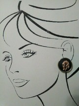 VINTAGE FASHION CLIP EARRINGS BUTTON BLACK LEATHER LOOK DRAPED GOLDENLEO... - $20.00