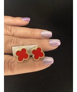 Gold Toned Red Clover Stud Earrings - €21,92 EUR