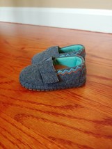 Toms Crib Shoes Baby Infant Size 2 Denim Fabric Soft Soles Hook And Loop... - £15.64 GBP