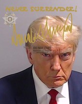 President Donald Trump Mugshot Gold Autograph Never Surrender! 11X14 Photo - £12.57 GBP