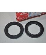 Lot of 2 TTO E8129 Double Lip Shaft Oil Seal TC 40mm x 58mm x 6.5mm TC 4... - $16.22 CAD