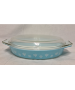 Vintage Turquoise Snowflake 1-1/2 Quart Divided PYREX Dish With Lid - $39.59