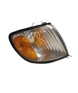 Passenger Right RH Corner/Park Light Park Lamp-turn Signal 2001-2003 SIE... - $47.47