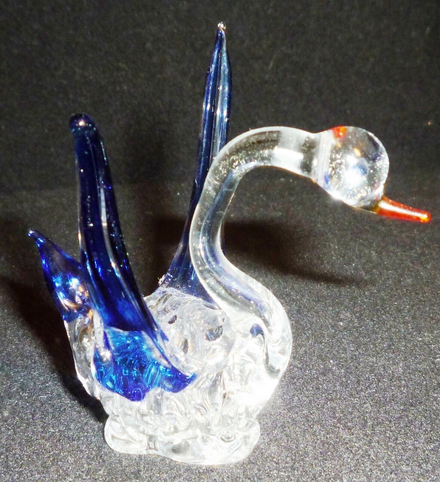 CHARMING BLOWN GLASS CLEAR &amp; BLUE FIGURINE SWAN - $12.00