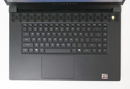 Alienware M17 R5 17.3'' AMD Ryzen 9 6900HX 32GB 1TB 3070Ti image 2