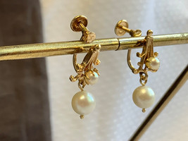 Vtg 14K Yellow Gold Pearl Earrings 3.4g Fine Jewelry Drop Dangle Screwbacks - £220.50 GBP