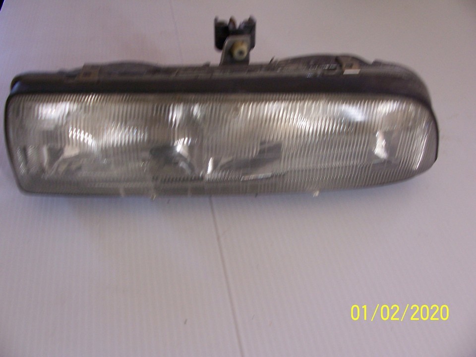 1992 1993 1994 1995 1996 BUICK REGAL LEFT HEADLIGHT OEM USED PART 4 DOOR... - $151.46