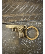 Gold Handgun Pistol Keychain - €75,26 EUR