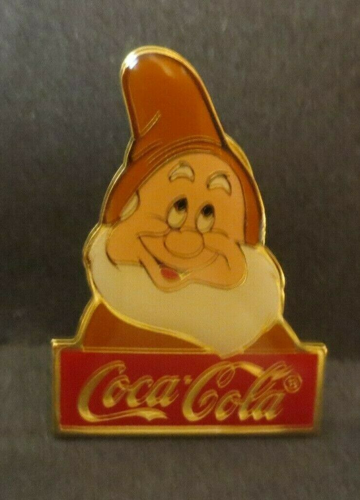 Coca-Cola Disney Happy Lapel Pin WDW 15th Anniversary Vintage 1986 - £3.10 GBP