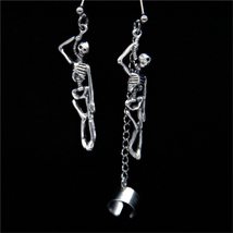 1Pair New Punk Gothic Skeleton Tassel Stud Earrings Ear Clip For Women Men Perso - £7.03 GBP