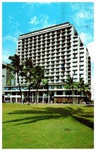 The Outrigger East Hotel Waikiki Hawaii Postcard Posted 1984 - £6.62 GBP