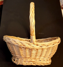 Woven Wicker Basket 13&quot; tall Natural Oval Fruit Egg Gathering Garden Flower Trug - £12.61 GBP