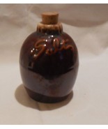 Hull Pottery Co Brown  Drip Large Barrel Salt Shaker with cork    - USA - $12.27 CAD