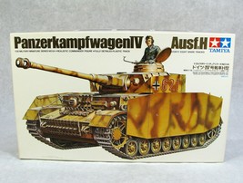 TAMIYA WWII MILITARY GERMAN PANTHER PANZERKAMPFWAGEN V TANK MODEL KIT - £21.27 GBP