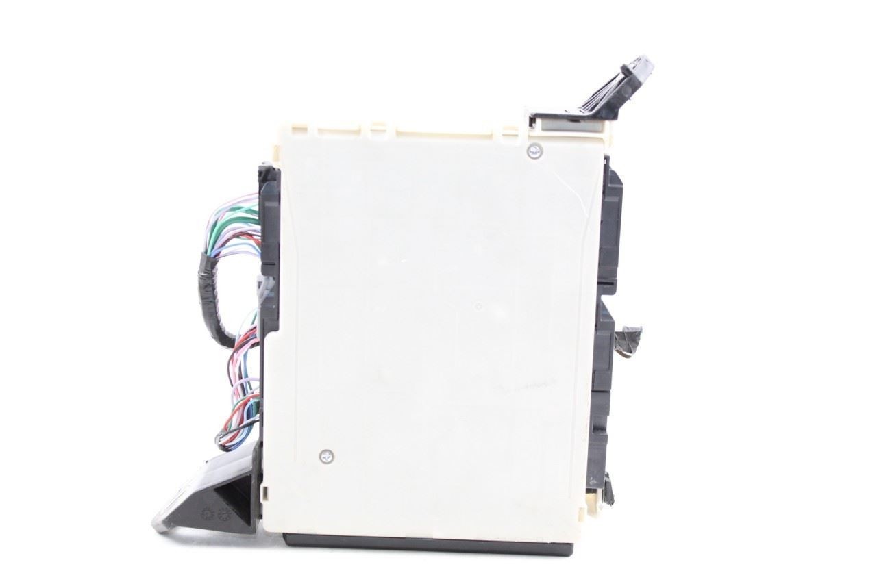 Chassis ECM Multiplex Network Body Control US Market Fits 21-23 MIRAI 36077 Item image 2