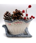 VTG Christmas Sleigh Planter Candy Dish Holly Berries Blue Speckle Sleig... - $551.50 MXN