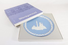 Wedgewood 8" Porcelain Collector Plate, Christmas 1970, Trafalgar Square, #JS-11 - $29.35