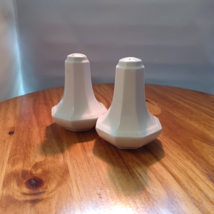 Heritage White Salt &amp; Pepper Shakers 4&quot; Johnson Brothers England Vintage - $19.79