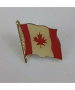 Vintage Canadian Flag With Canadian Maple Leaf Gold Tone Enamel Flag Lap... - €5,49 EUR