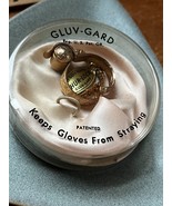 Vintage Etched Goldtone Gluv-Gard Glove Clip in Original Package – 1 and... - $13.09