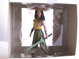 Raya Disney Princess Hallmark Ornament New 2021 Damaged Box And The Last... - $159.37 MXN