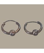 Vintage But New 0.75”  Gold Tone Hinged Hoop Earrings Round Ball 60's Th... - $633.31 MXN Vintage But New 0.75”  Gold Tone Hinged Hoop Earrings Round Ball 60's Th... - $633.31 MXN
