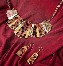 Leopard Print Short Necklace &amp; Earrings Set - £7.65 GBP