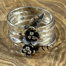 Stacked Sterling Silver Band Ring with Flower Details Size 10 - €42,72 EUR