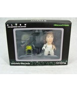 ALIEN TITANS VINYL FIGURE SET WITH RIPLEY NEW! THE NOSTROMO COLLECTION - £10.61 GBP