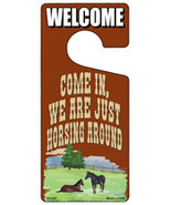 We Are Just Horsing Around Novelty Metal Door Hanger - €16,17 EUR