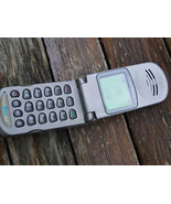 Vintage Motorola  V50 / V3688 MC2-41E11 Duoband GSM Phone Simlock Free  - £102.49 GBP