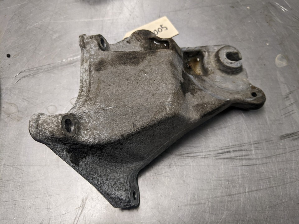 Motor Mount Bracket For 08-09 Mercedes-Benz C230  2.5 2722234304 - $46.73