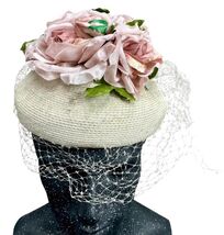 Beautiful Vintage White Straw Circular Hat Trimmed With Pink Roses Circa... - $49.49