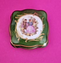 Vintage Limoges France Porcelain Fragonard Courting Couple Hinged Trinket Box - £28.91 GBP