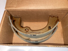 Gm 25904969 Rear Parking Brake Shoes Oem Nos AC-DELCO 171-0969 - £35.03 GBP