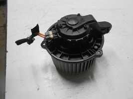 2012 Hyundai Elantra Front AC Heater Blower Motor with Fan Cage F00S330054 - $29.99