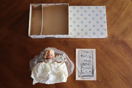 Nancy Ann Storybook Doll #86 Bride Bouquet Original Box Paper And WRONG Tag - £19.59 GBP