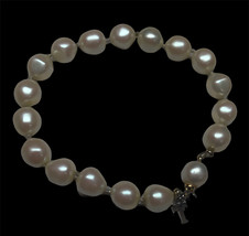 Vintage Crown Trifari Pearl Bracelet 7” - £28.04 GBP