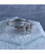 3 Piedra Igi 2.05Ct D-VVS2 Corte Esmeralda Laboratorio Grown Diamante Anillo 14K - $2,264.23
