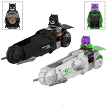 White knight and joker knight minifigures thumb200