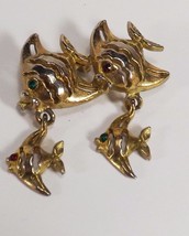 Vintage Fish Pin  Fish Family with Mom Dad &amp; 2 Babies Rhinestones Signed... - £5.32 GBP