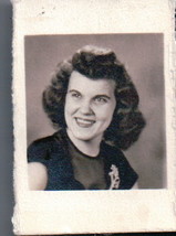 Vintage Smiling Girl In Senior Picture 1943 Tiny Snapshot - $18.81 MXN