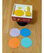 Retro Mattel Fisher Price Music Box Record Player 4 Records 8 Songs 2014... - $18.50 CAD