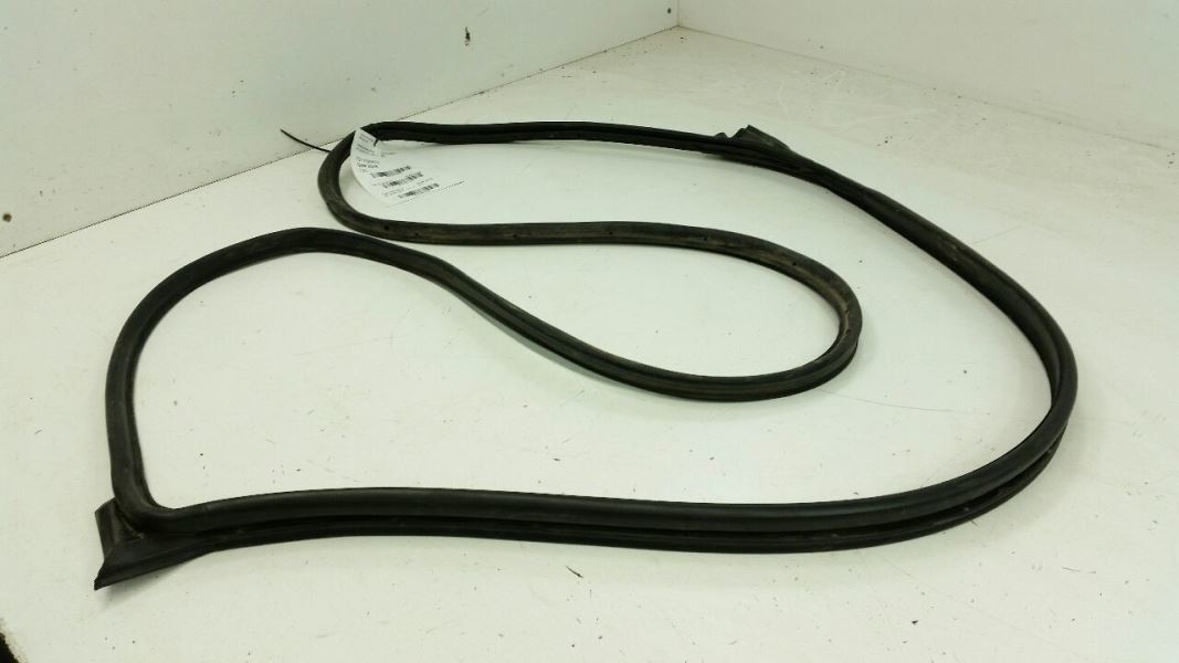 2012 Ford Fusion On Door Seal Rubber Right Passenger Front  - $49.79