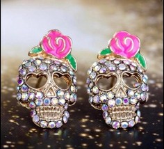 Beautiful Rhinestone Rose Sugar Skull Stud Earrings, Gold Tone, Pink Rose - £5.62 GBP