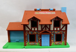 Vintage Fisher Price Little People Tudor Play Family House #952 HOUSE ON... - £27.45 GBP