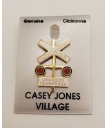 Casey Jones Village Railroad Crossing Collectible Lapel Hat Pin Jackson TN - €17,02 EUR