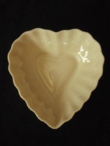 Belleek trinket dish heart fine bone china 7th mark - £10.25 GBP